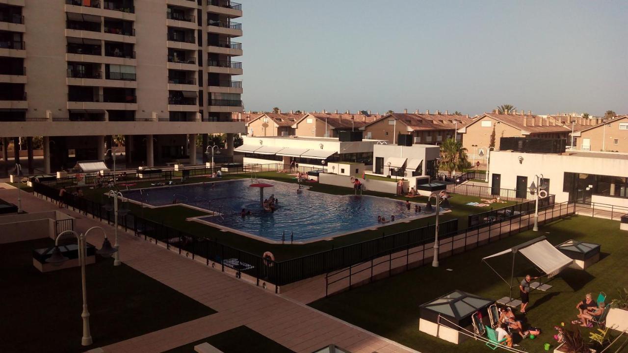 Appartement Apartacona-Playa à Valence Extérieur photo