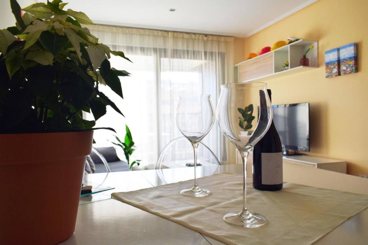 Appartement Apartacona-Playa à Valence Extérieur photo