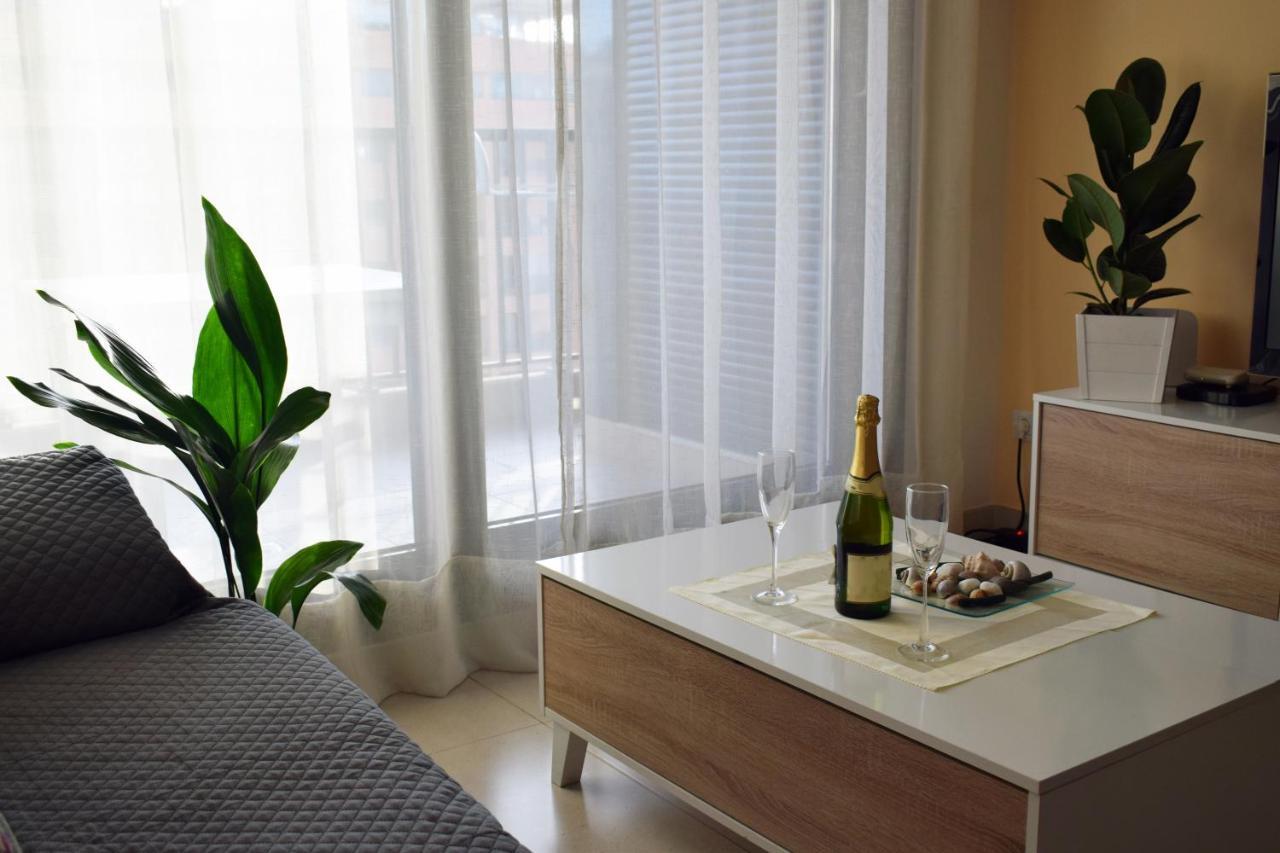 Appartement Apartacona-Playa à Valence Extérieur photo