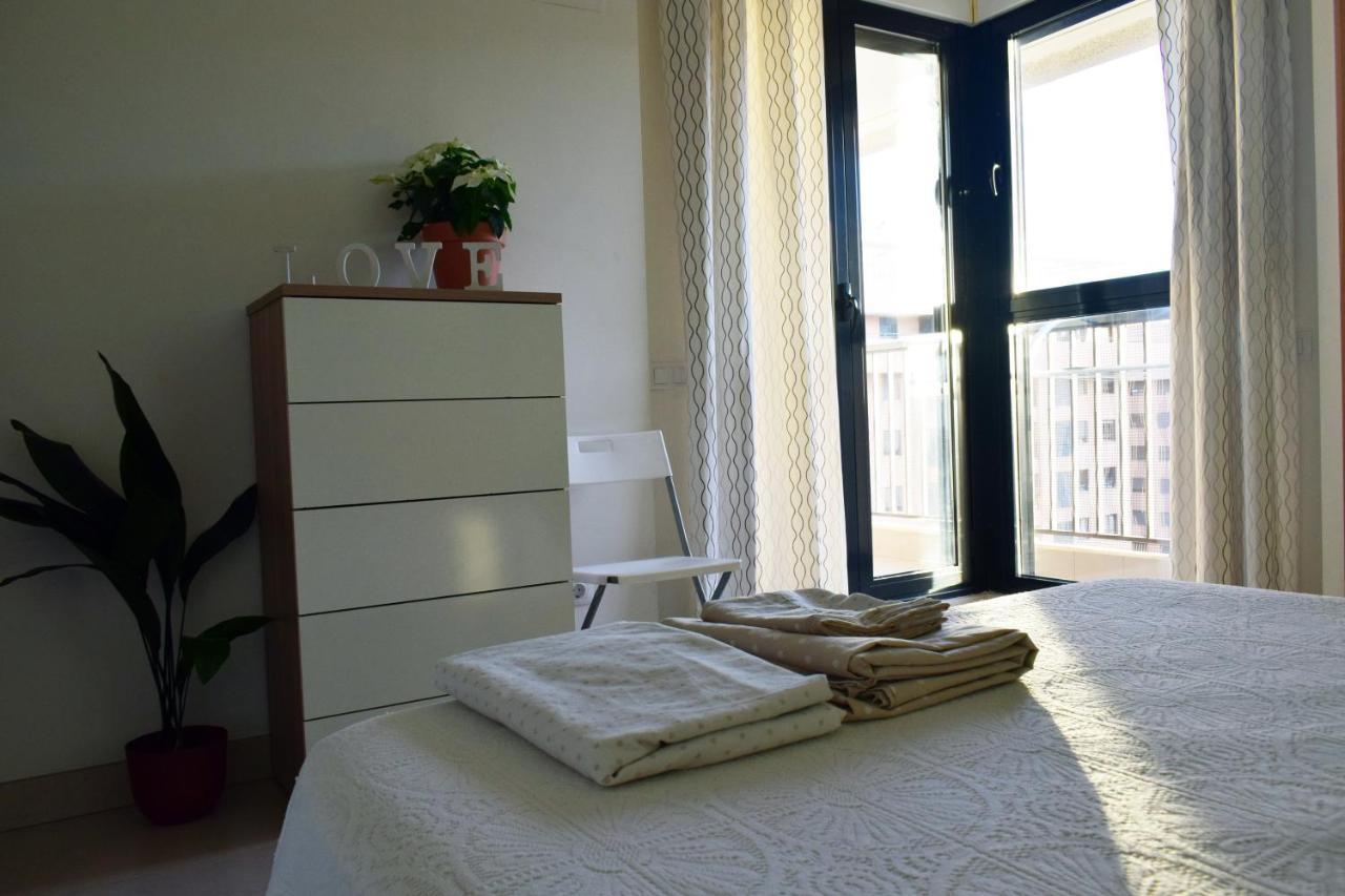 Appartement Apartacona-Playa à Valence Extérieur photo
